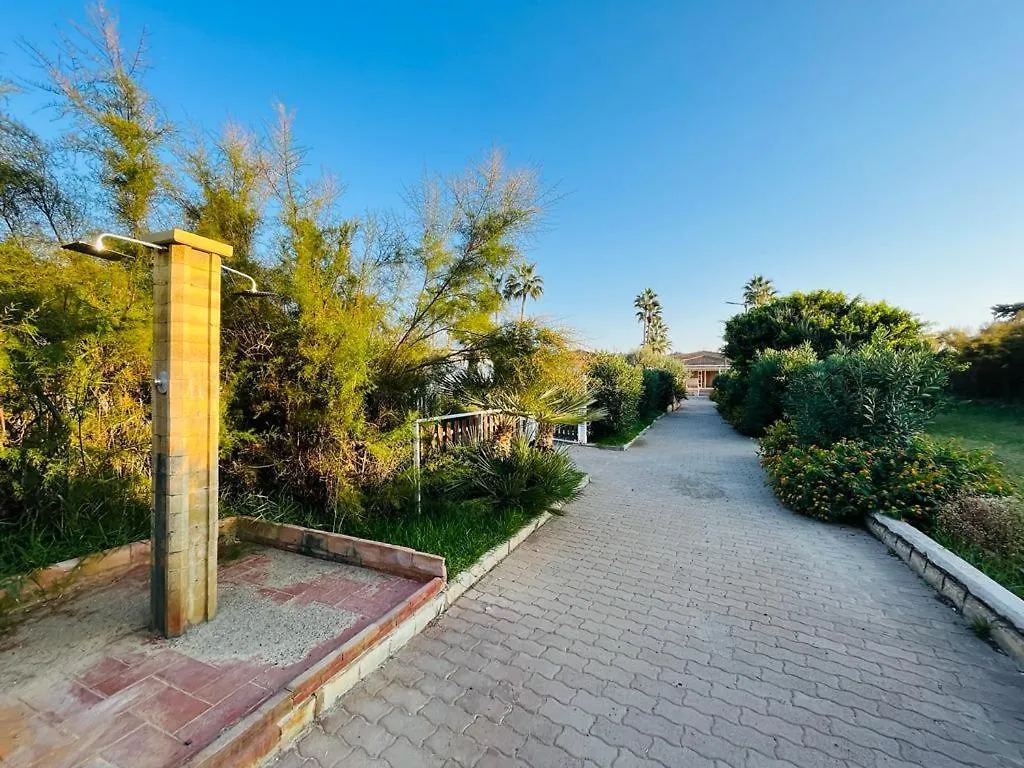 New Residence Campofelice Di Roccella Aparthotel